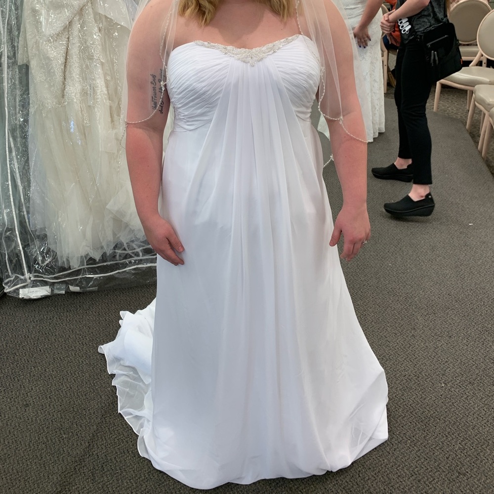 David’s bridal wedding dress NWT
